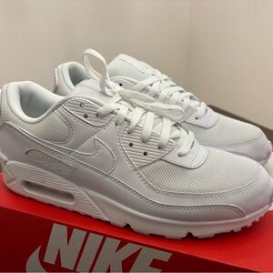 Nike Men’s Air Max 90 Shoes - White - Size 11